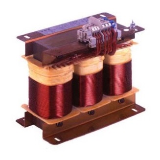 transformateur-triphase-d-isolement-et-d-alimentation